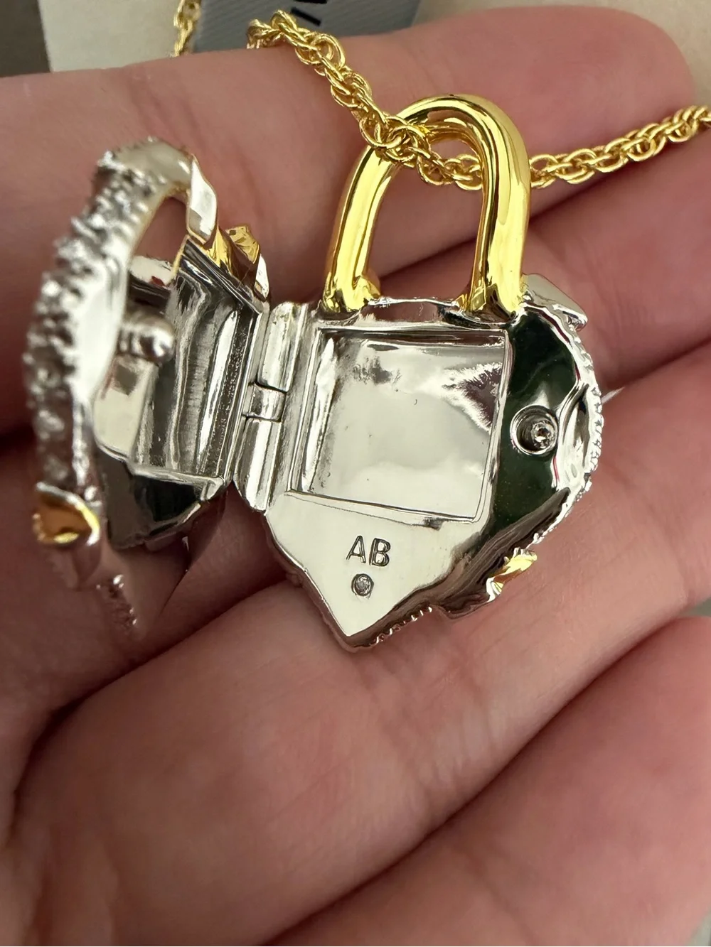 NWT Alexis Bittar Crystal Heart Pavé Padlock Pendant Necklace Gold Tone Chain